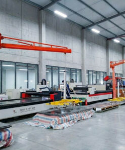 Cẩu trục xoay kèm bộ hút chân không 200kg  2