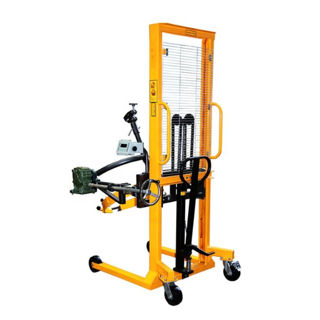 Người vận hành cần hiểu rõ về xe nâng thùng phuy để sử dụng hiệu quả