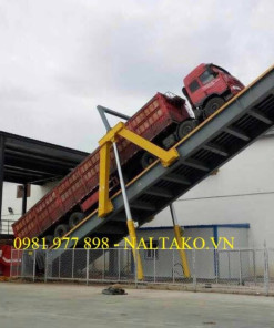 Bàn nâng xe đổ liệu – Bàn nâng xe container 2