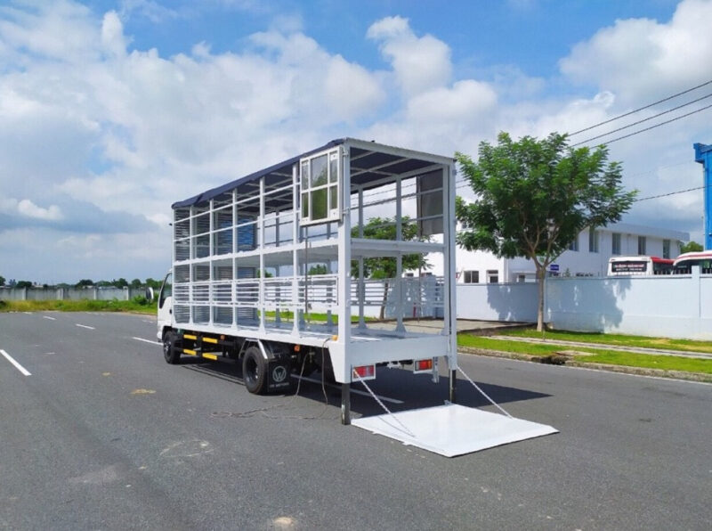 Một số yếu tố ảnh hưởng đến giá bửng nâng xe tải 