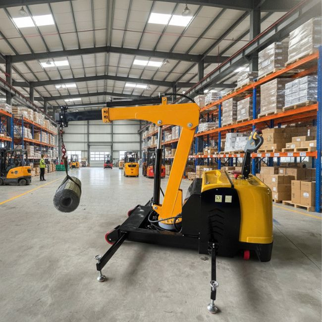 Cần cẩu mini 900kg Cần cẩu mini 900kg