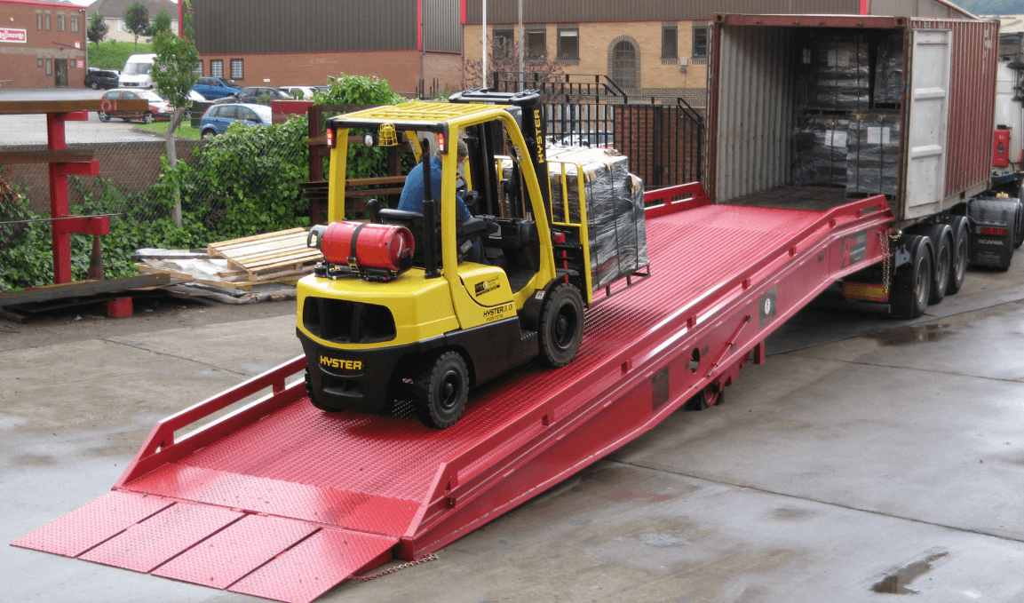 Naltako thiết kế cầu dẫn xe nâng theo yêu cầu