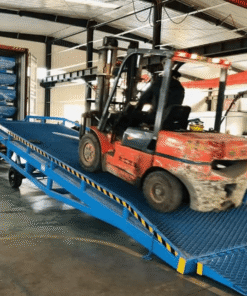 Cầu Dẫn Xe Nâng Lên Container 6–15 Tấn 2