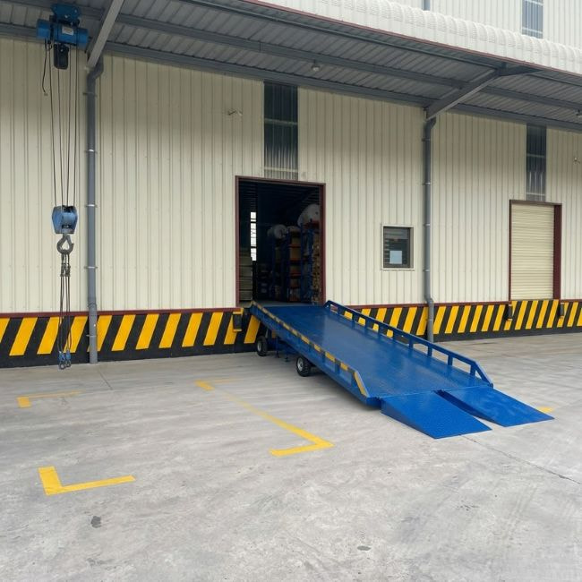 4-Ton Forklift Ramp 2 4-Ton Forklift Ramp 2