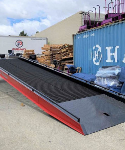 Cầu Dẫn Xe Nâng Vào Container