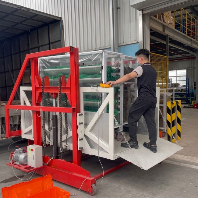 3-Ton Mobile Yard Ramp 4 3-Ton Mobile Yard Ramp 4