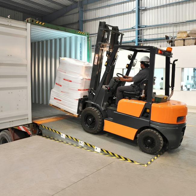 Dock Container – Container Lifting Platform 3 Dock Container – Container Lifting Platform 3