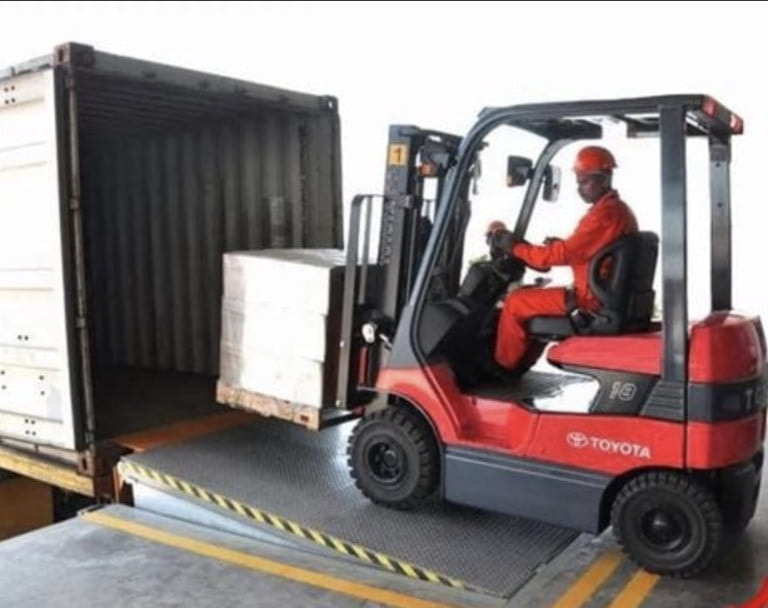 Dock Container – Sàn nâng hạ container 2 Dock Container – Sàn nâng hạ container 2