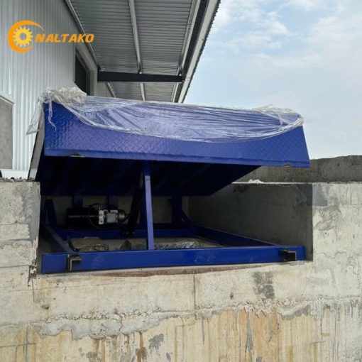 Dock Leveler 5 tấn, mặt sàn 2x1.8m