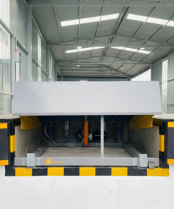 Dock Leveler with 2x2m Deck, 6000kg Capacity