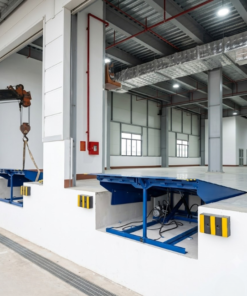 Automatic Dock Leveler