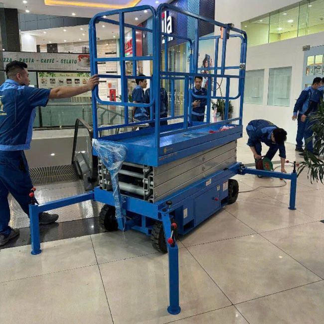 Thang Nâng Người Bán Tự Hành Thang Nâng Người Bán Tự Hành