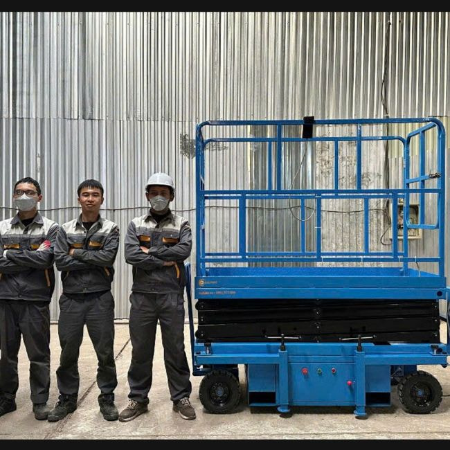 Thang Nâng Người Bán Tự Hành 2 Thang Nâng Người Bán Tự Hành 2