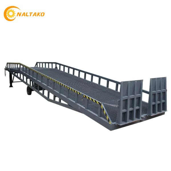 Cầu dẫn xe nâng 12 tấn tiêu chuẩn Cầu dẫn xe nâng 12 tấn tiêu chuẩn