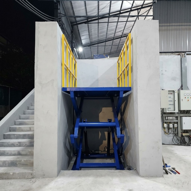 Hydraulic Scissor Lift 2 Hydraulic Scissor Lift 2