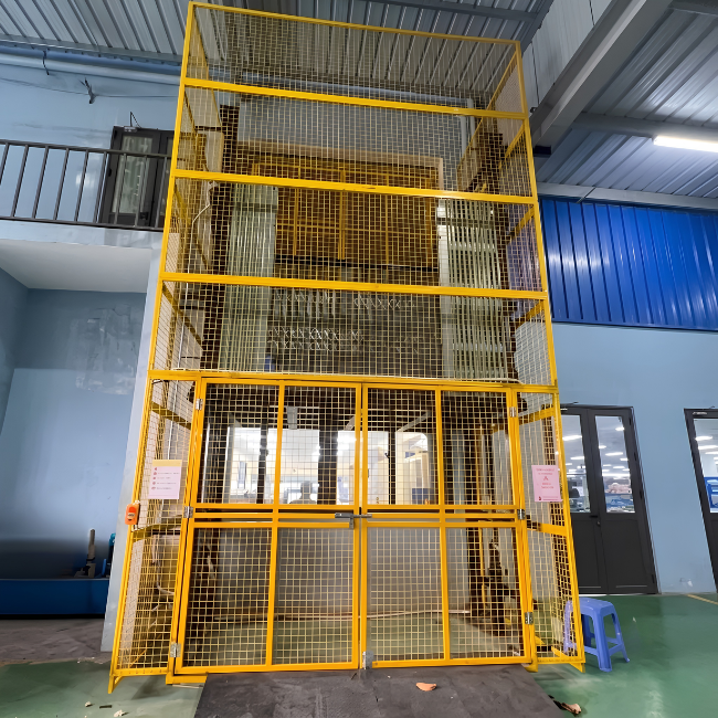 Fixed Control Hydraulic Cargo Lift 3 Fixed Control Hydraulic Cargo Lift 3
