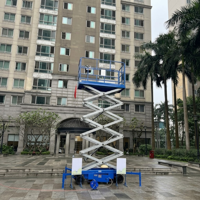 10m Scissor Lift – Model NTK4 10m Scissor Lift – Model NTK4