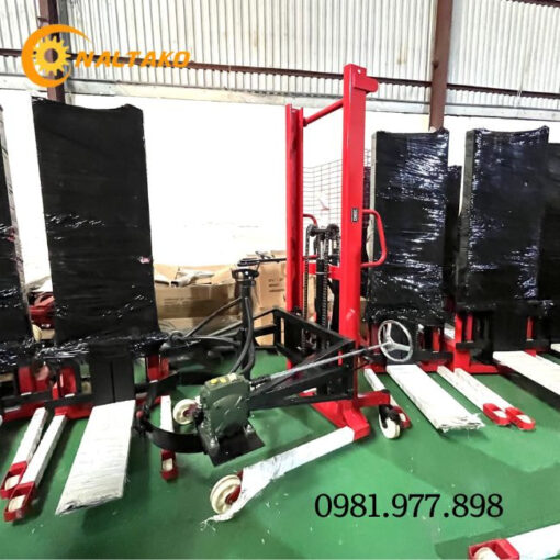 Xe Nâng Thùng Phuy 6